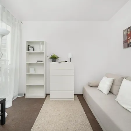 Appartement Przestronny Apartament Z Balkonem I Sypialnia By Renters Wrocław