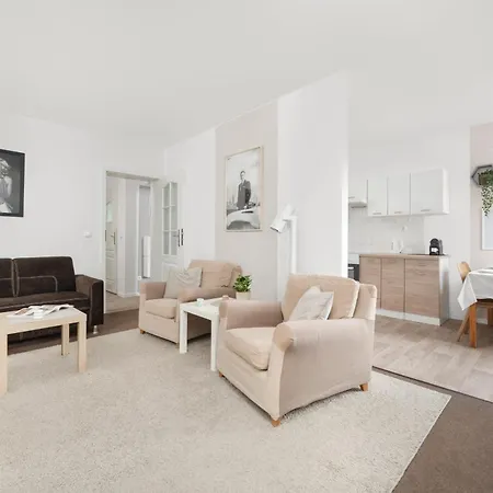 Appartement Przestronny Apartament Z Balkonem I Sypialnia By Renters