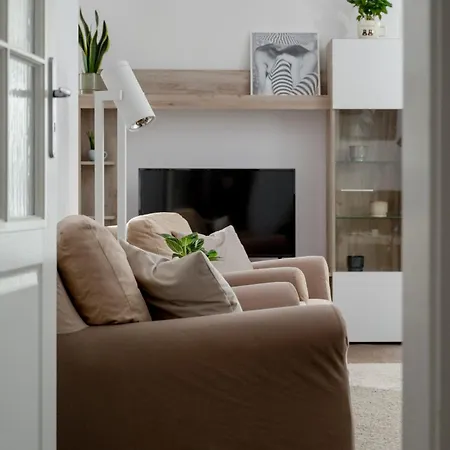 Przestronny Apartament Z Balkonem I Sypialnia By Renters Appartement